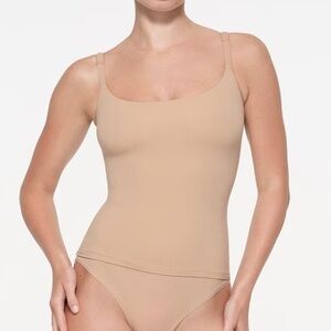 Skims Fits Everybody Back Smoothing Cami
